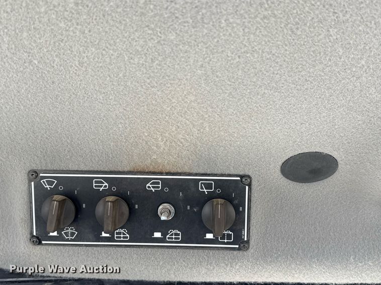 image for item ED5534 2014 Caterpillar D6T XL dozer