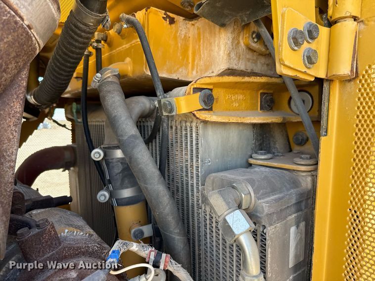 image for item ED5534 2014 Caterpillar D6T XL dozer