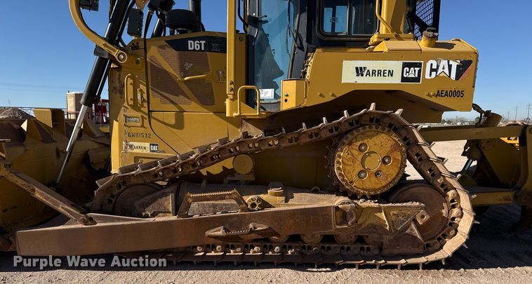 image for item ED5534 2014 Caterpillar D6T XL dozer