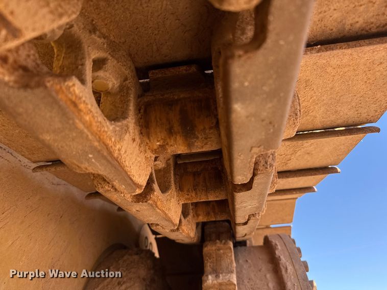 image for item ED5534 2014 Caterpillar D6T XL dozer