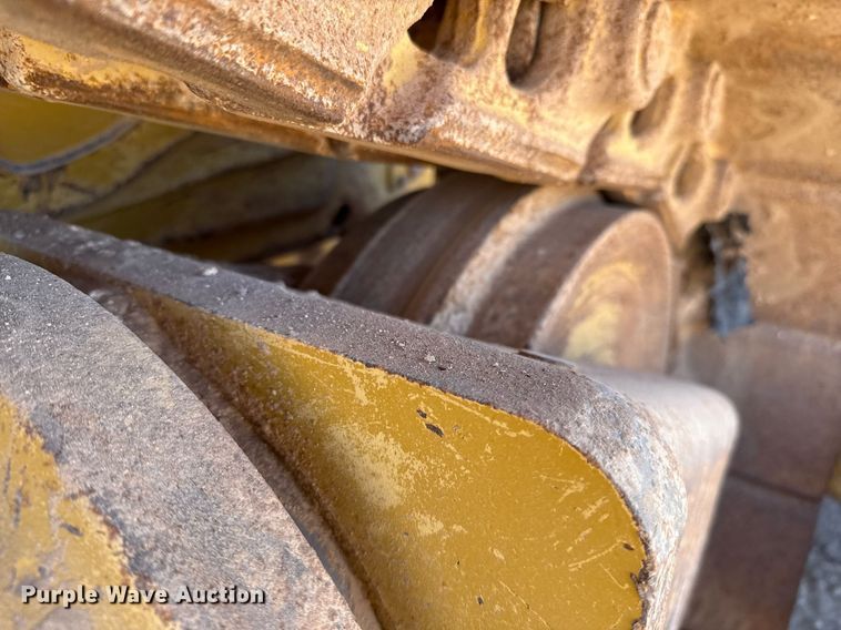 image for item ED5534 2014 Caterpillar D6T XL dozer