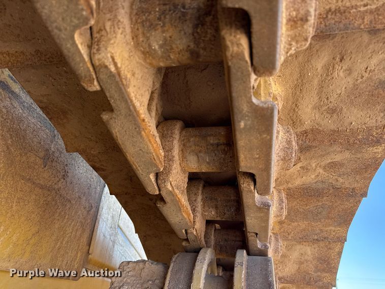 image for item ED5534 2014 Caterpillar D6T XL dozer