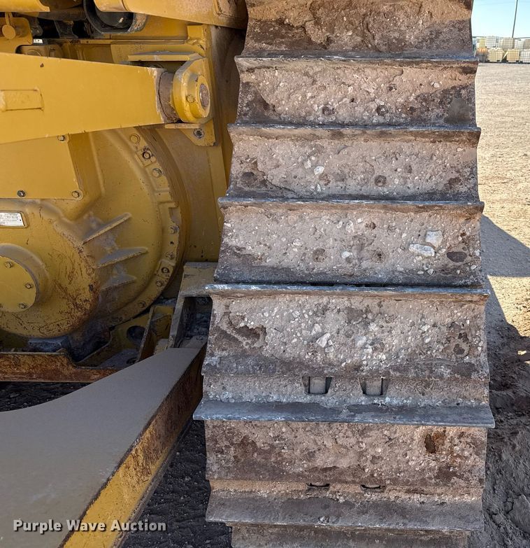 image for item ED5534 2014 Caterpillar D6T XL dozer