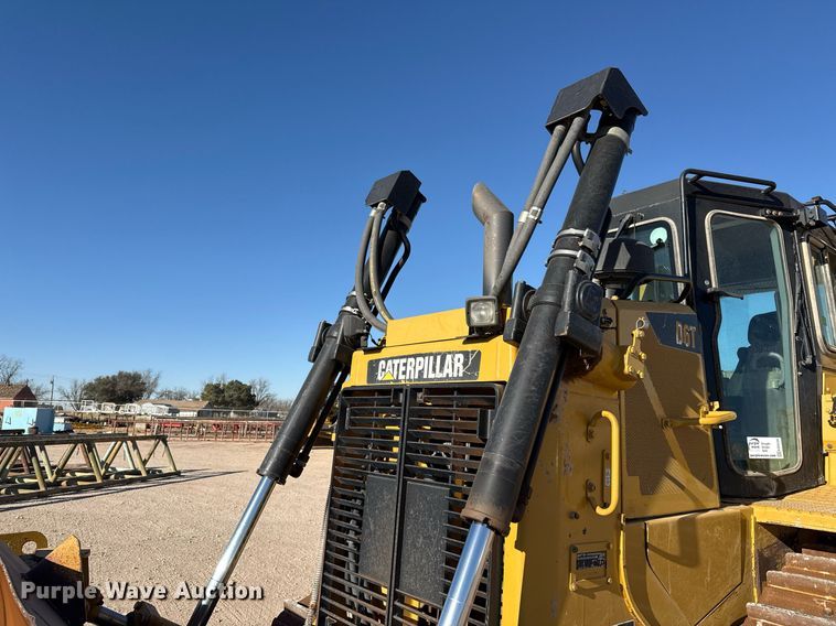 image for item ED5535 2013 Caterpillar D6T XL dozer