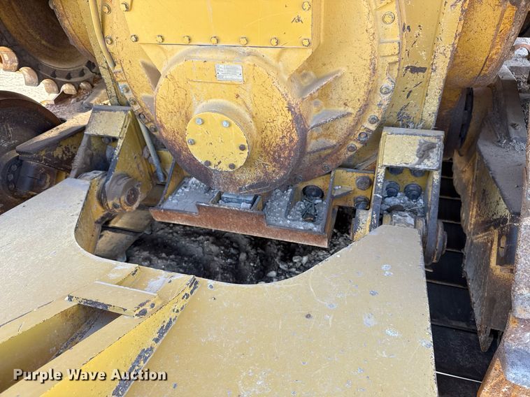 image for item ED5535 2013 Caterpillar D6T XL dozer