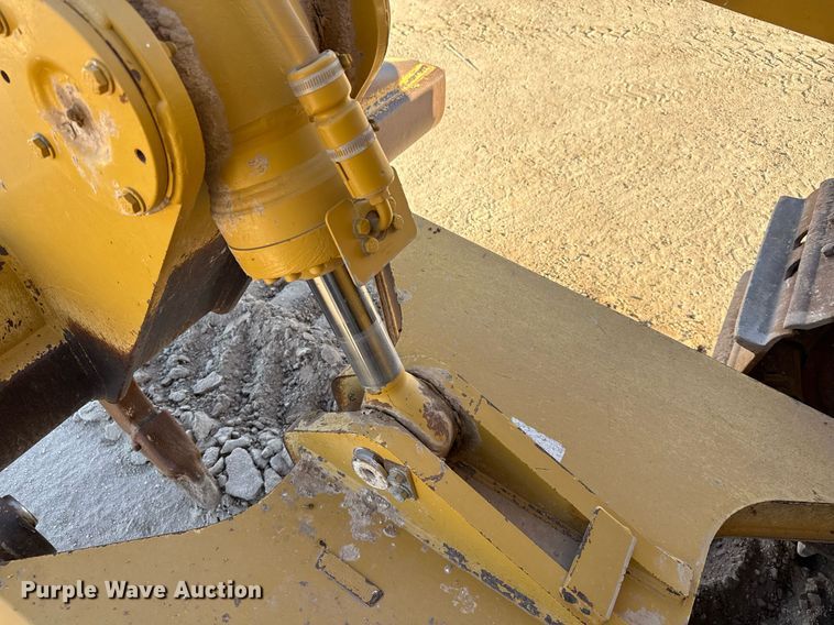 image for item ED5535 2013 Caterpillar D6T XL dozer