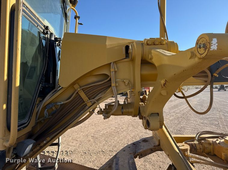 image for item ED5536 2006 Caterpillar 163H VHP motor grader