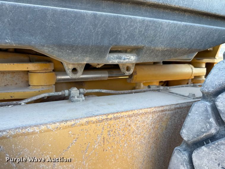 image for item ED5536 2006 Caterpillar 163H VHP motor grader