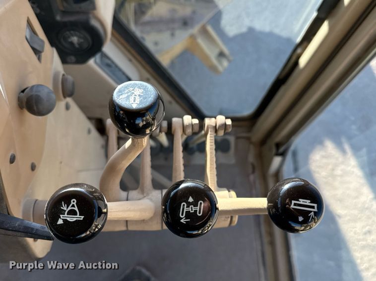 image for item ED5536 2006 Caterpillar 163H VHP motor grader