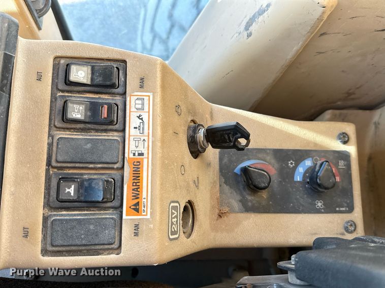 image for item ED5536 2006 Caterpillar 163H VHP motor grader