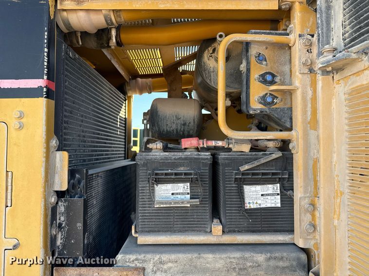 image for item ED5536 2006 Caterpillar 163H VHP motor grader