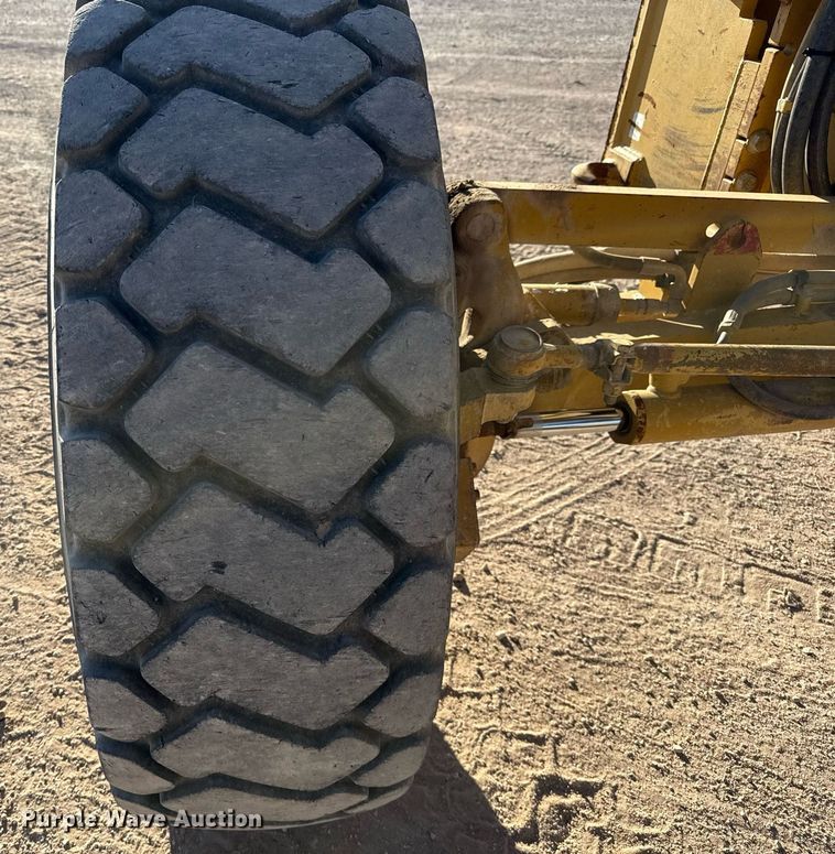 image for item ED5536 2006 Caterpillar 163H VHP motor grader