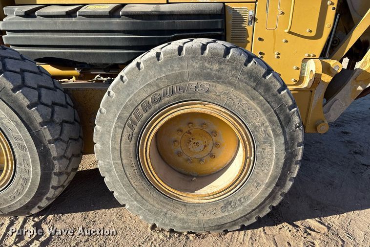 image for item ED5536 2006 Caterpillar 163H VHP motor grader