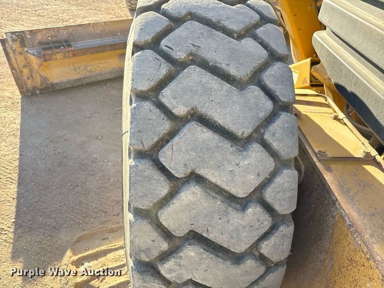 image for item ED5536 2006 Caterpillar 163H VHP motor grader