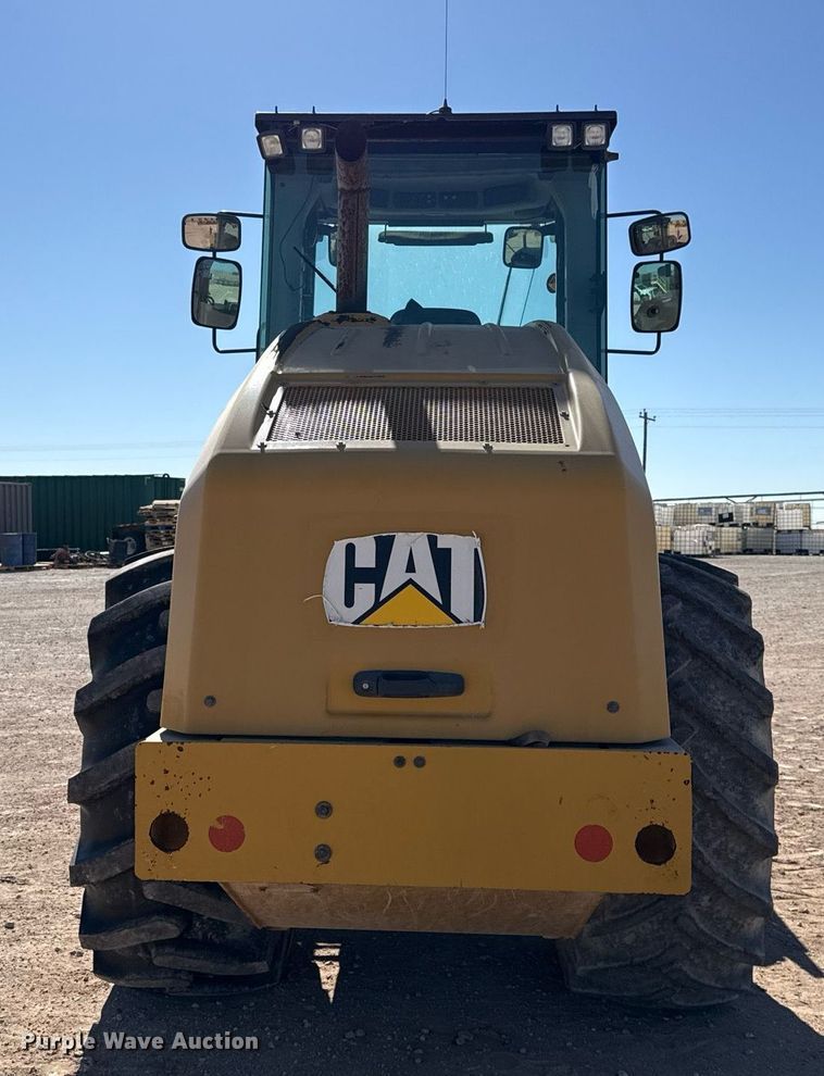 image for item ED5537 2017 Caterpillar CP56B single drum vibratory roller