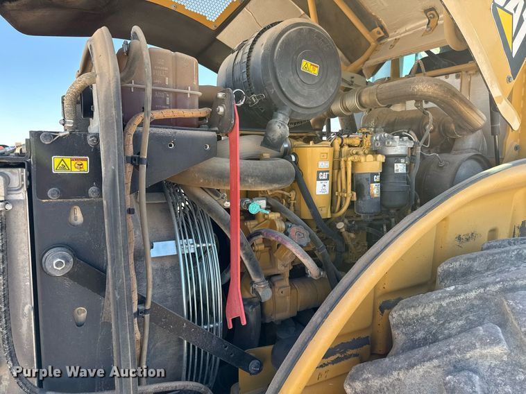 image for item ED5537 2017 Caterpillar CP56B single drum vibratory roller