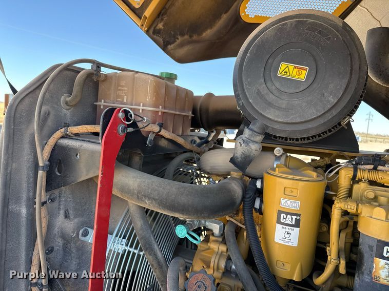 image for item ED5537 2017 Caterpillar CP56B single drum vibratory roller