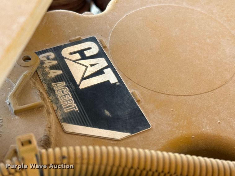 image for item ED5537 2017 Caterpillar CP56B single drum vibratory roller