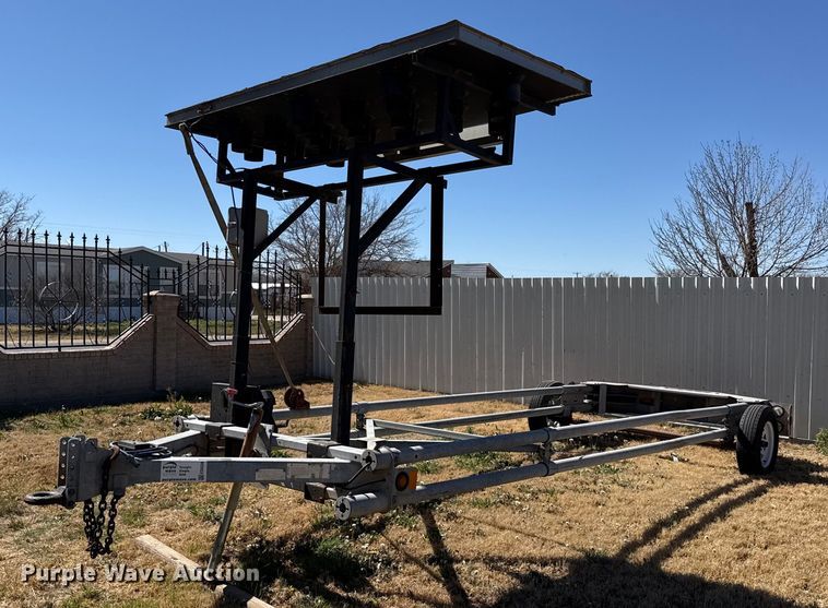 image for item ED5539 2014 Energy Absorption Systems VTQ-TL3 arrow board trailer 