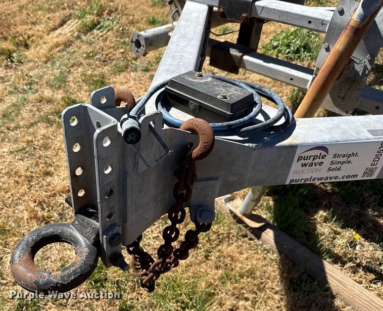 image for item ED5539 2014 Energy Absorption Systems VTQ-TL3 arrow board trailer 