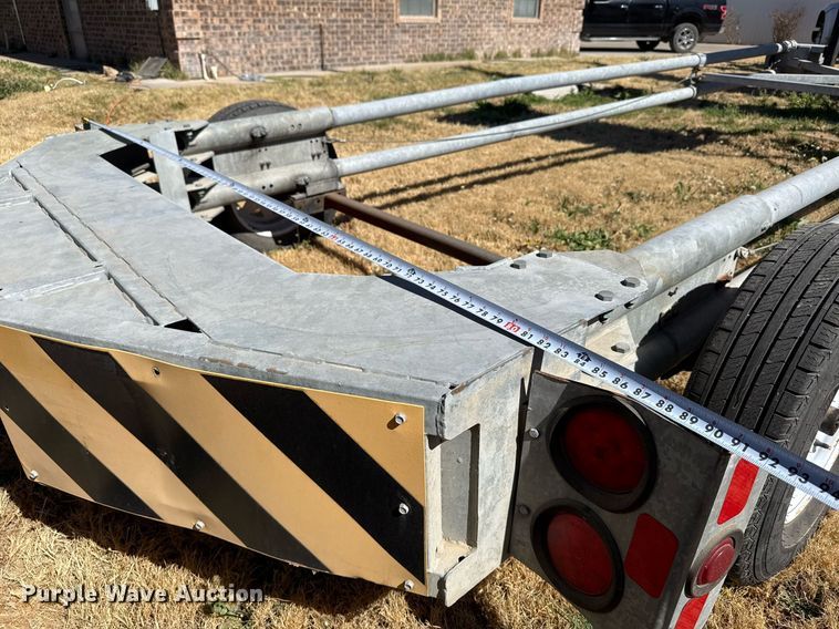 image for item ED5539 2014 Energy Absorption Systems VTQ-TL3 arrow board trailer 