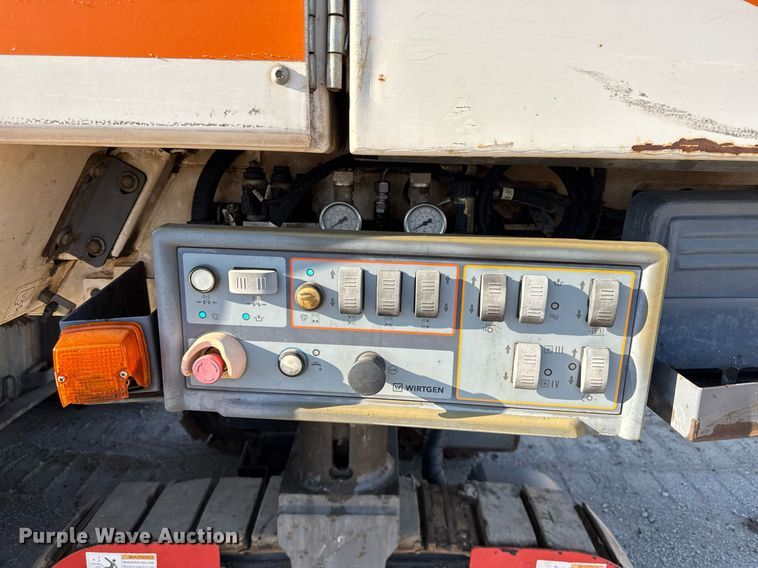 image for item ED5542 2015 Wirtgen W200i milling machine