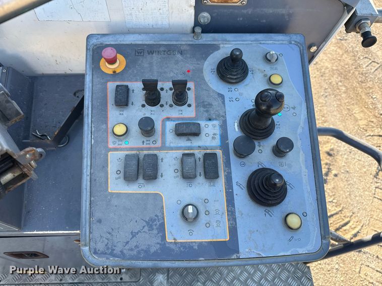 image for item ED5542 2015 Wirtgen W200i milling machine