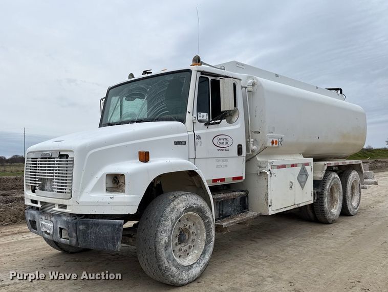 image for item ED5543 1999 Freightliner FL106 tank truck