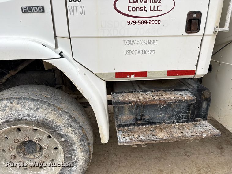 image for item ED5543 1999 Freightliner FL106 tank truck