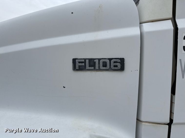 image for item ED5543 1999 Freightliner FL106 tank truck
