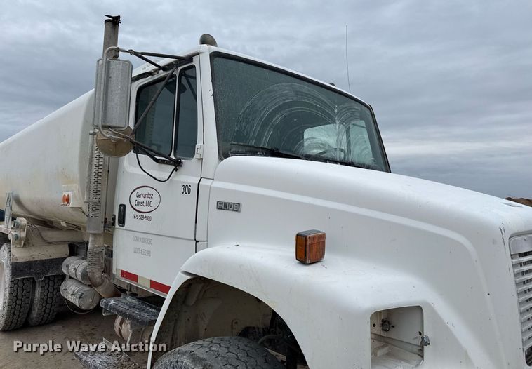 image for item ED5543 1999 Freightliner FL106 tank truck