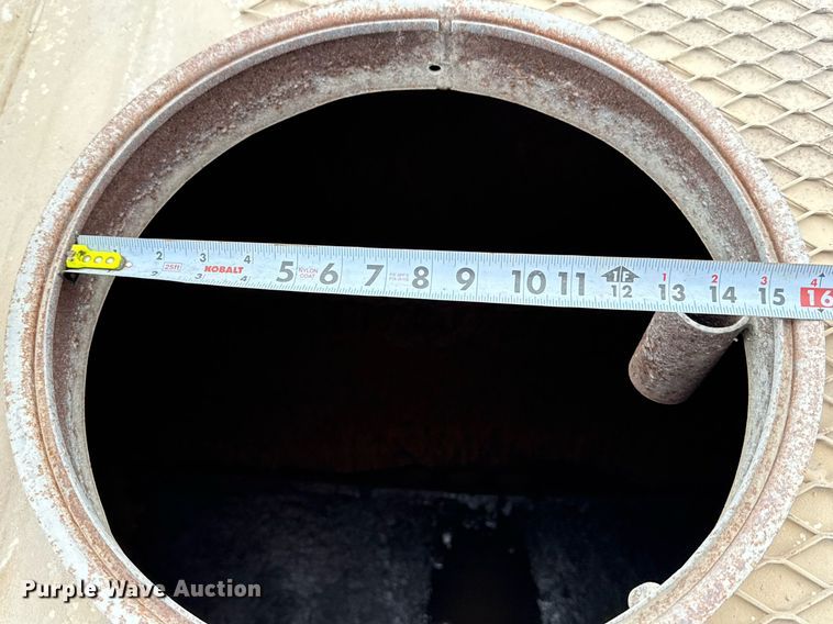 image for item ED5543 1999 Freightliner FL106 tank truck