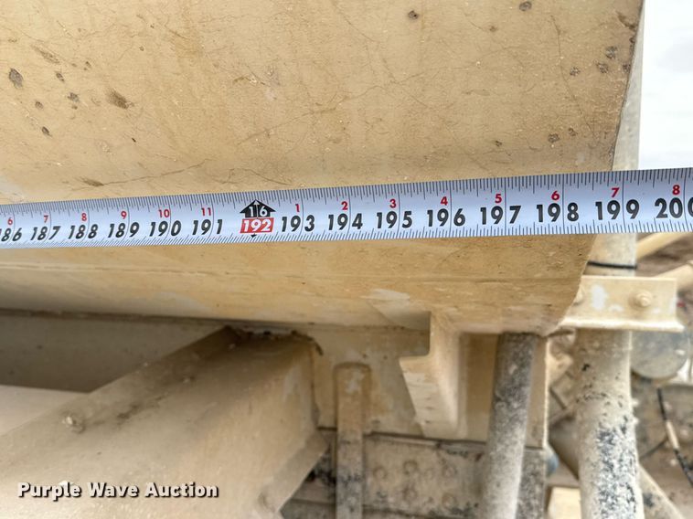 image for item ED5543 1999 Freightliner FL106 tank truck