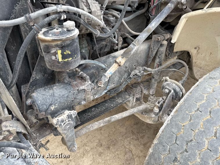 image for item ED5543 1999 Freightliner FL106 tank truck