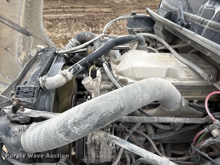 image for item ED5543 1999 Freightliner FL106 tank truck