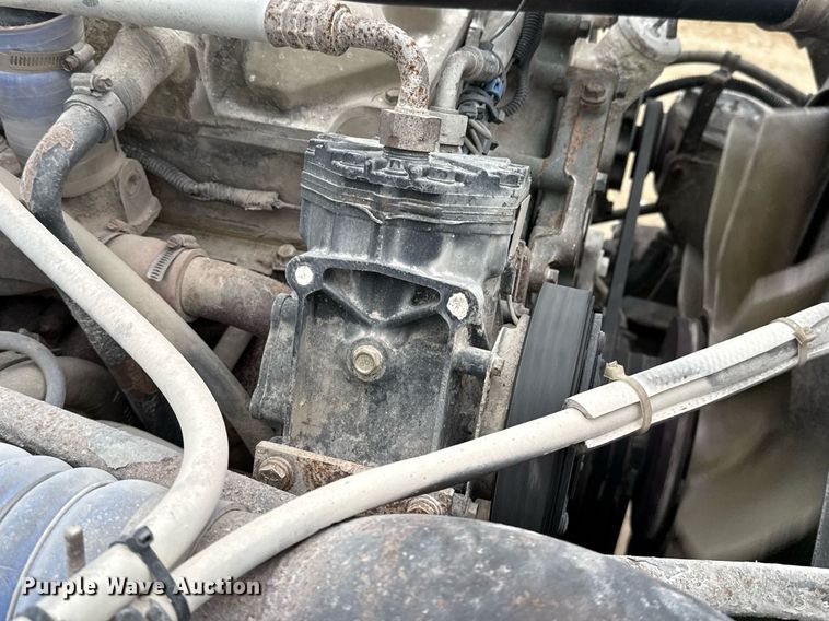 image for item ED5543 1999 Freightliner FL106 tank truck