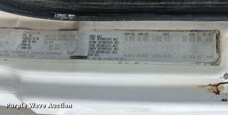 image for item ED5543 1999 Freightliner FL106 tank truck