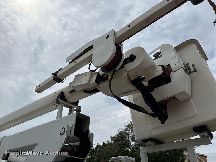 image for item ED5544 1999 Freightliner FL80 bucket truck