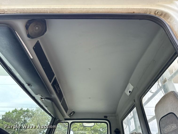 image for item ED5544 1999 Freightliner FL80 bucket truck