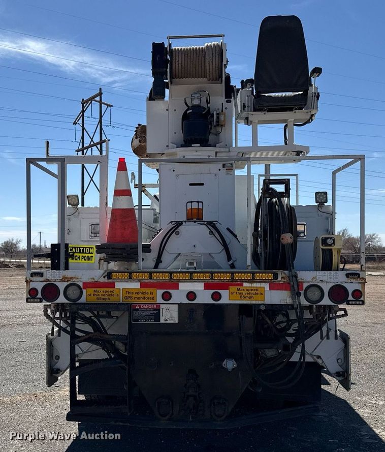 image for item ED5545 2016 Freightliner Business Class M2 digger derrick truck