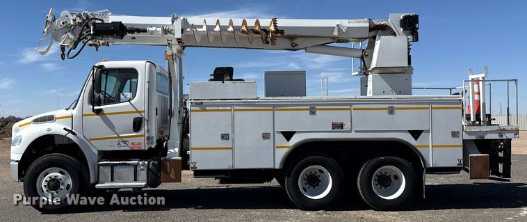 image for item ED5545 2016 Freightliner Business Class M2 digger derrick truck