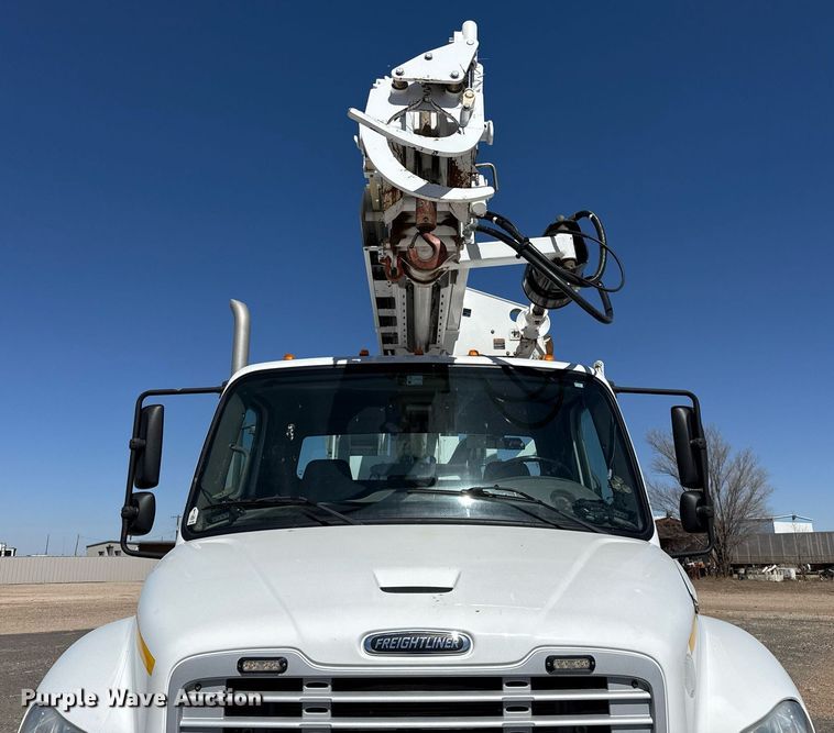 image for item ED5545 2016 Freightliner Business Class M2 digger derrick truck