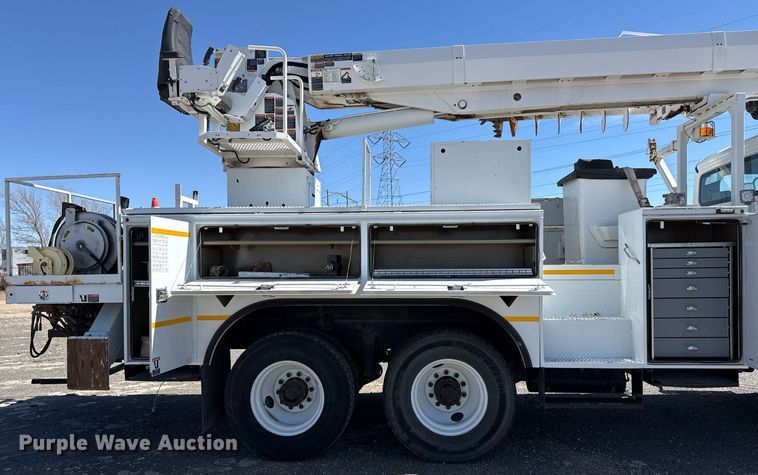 image for item ED5545 2016 Freightliner Business Class M2 digger derrick truck