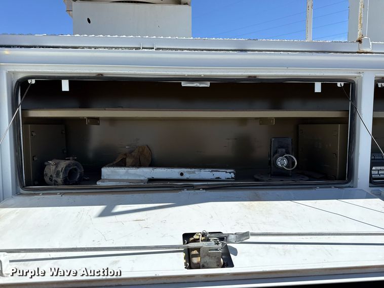 image for item ED5545 2016 Freightliner Business Class M2 digger derrick truck