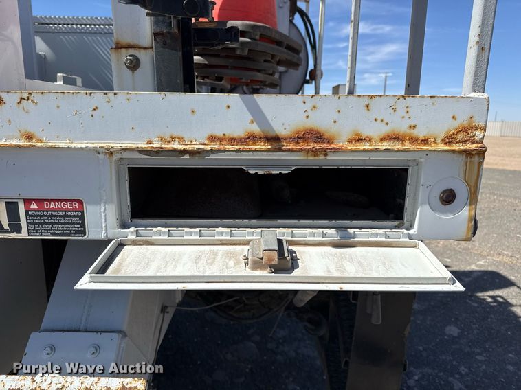 image for item ED5545 2016 Freightliner Business Class M2 digger derrick truck