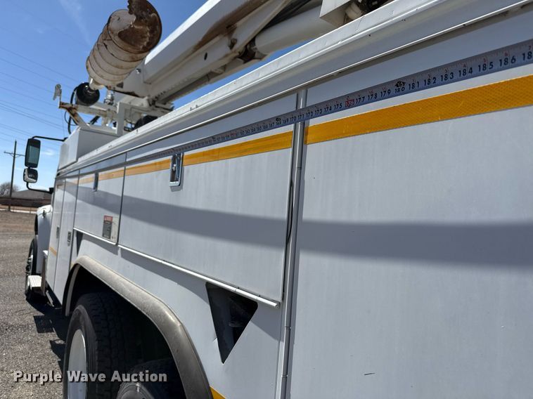 image for item ED5545 2016 Freightliner Business Class M2 digger derrick truck