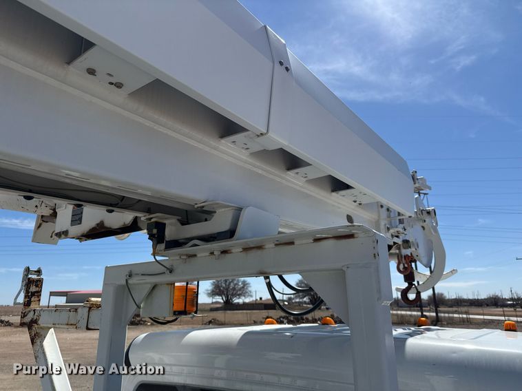 image for item ED5545 2016 Freightliner Business Class M2 digger derrick truck