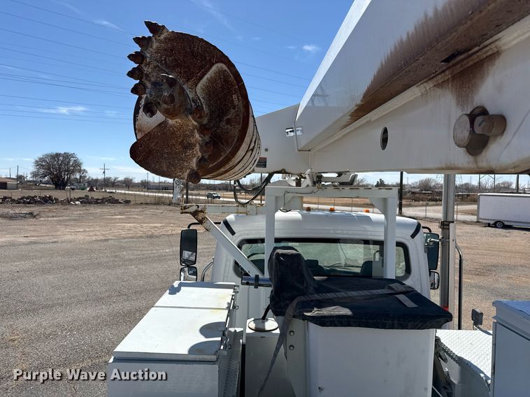 image for item ED5545 2016 Freightliner Business Class M2 digger derrick truck