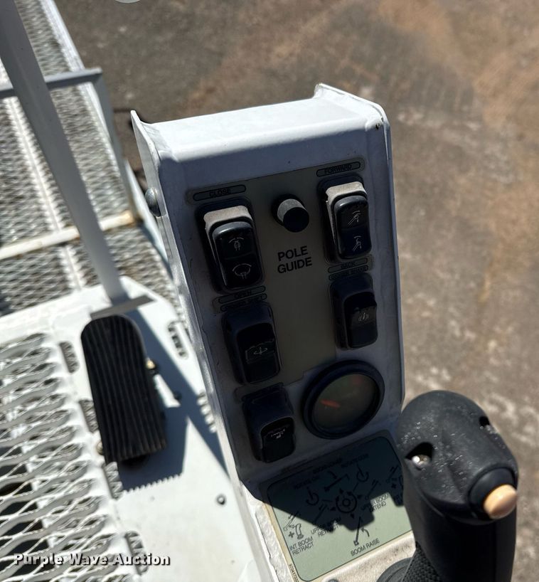 image for item ED5545 2016 Freightliner Business Class M2 digger derrick truck