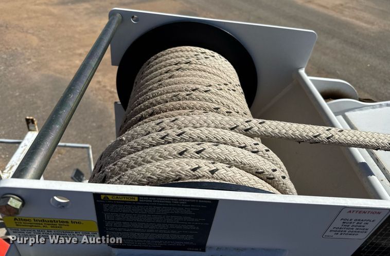 image for item ED5545 2016 Freightliner Business Class M2 digger derrick truck